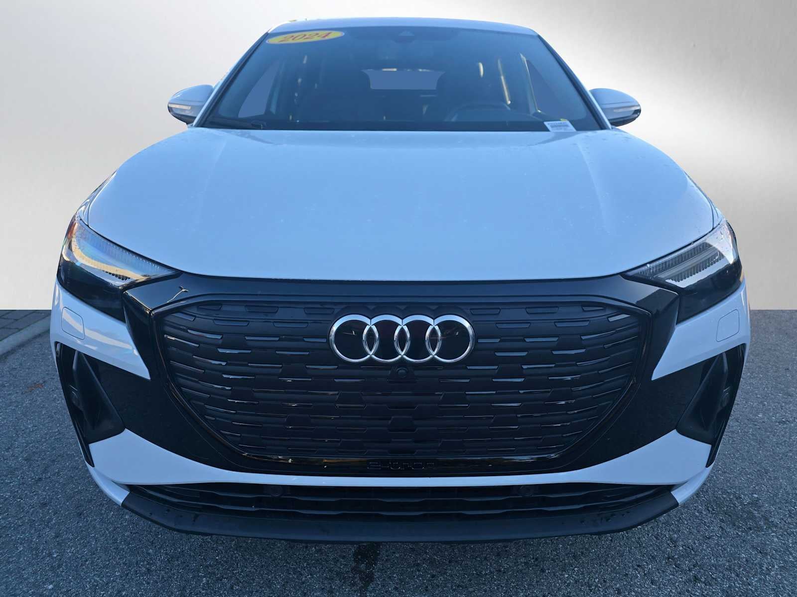 2024 Audi Q4 e-tron Sportback Prestige