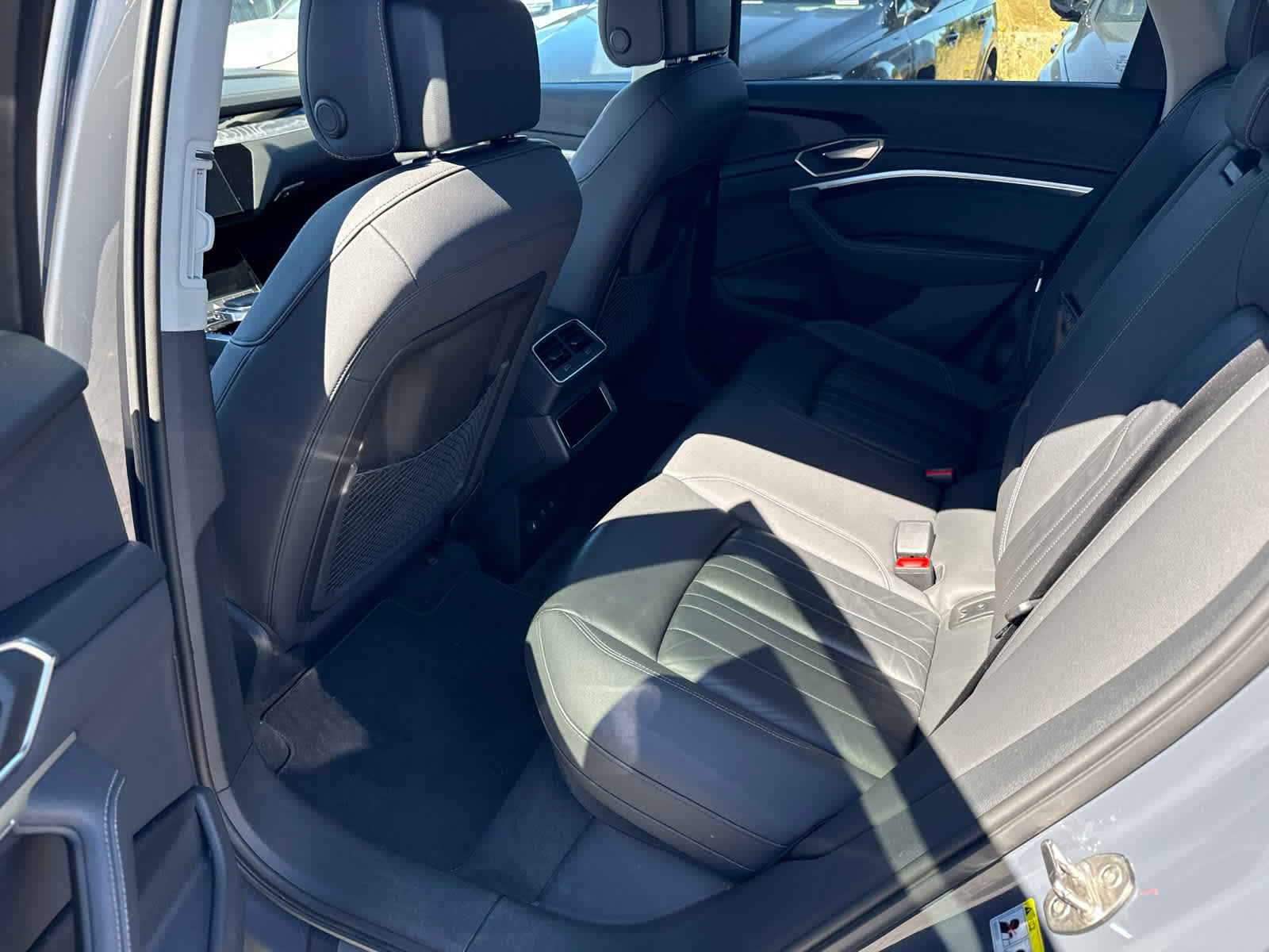 2024 Audi Q8 e-tron Premium