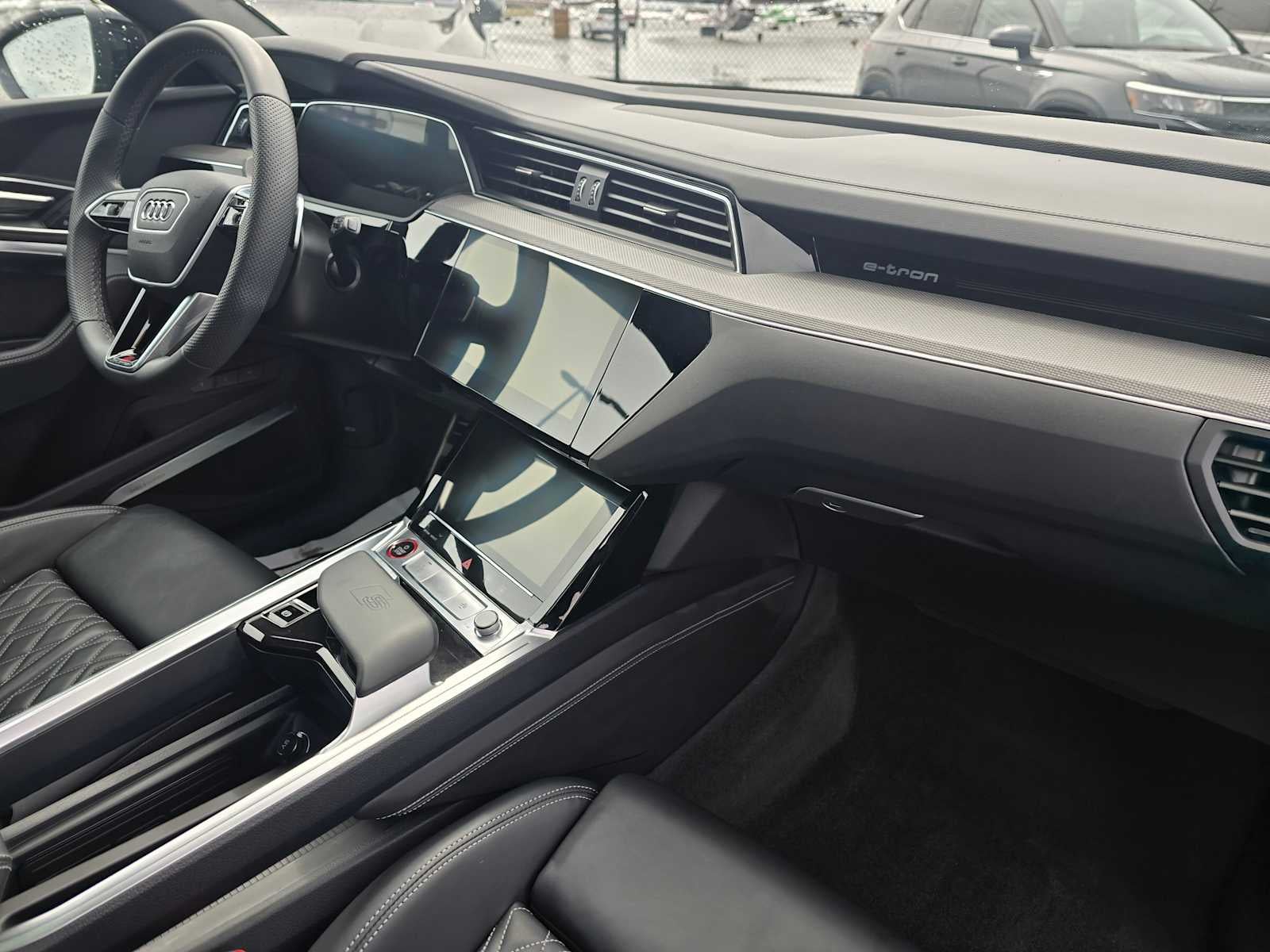 2024 Audi SQ8 e-tron Premium Plus