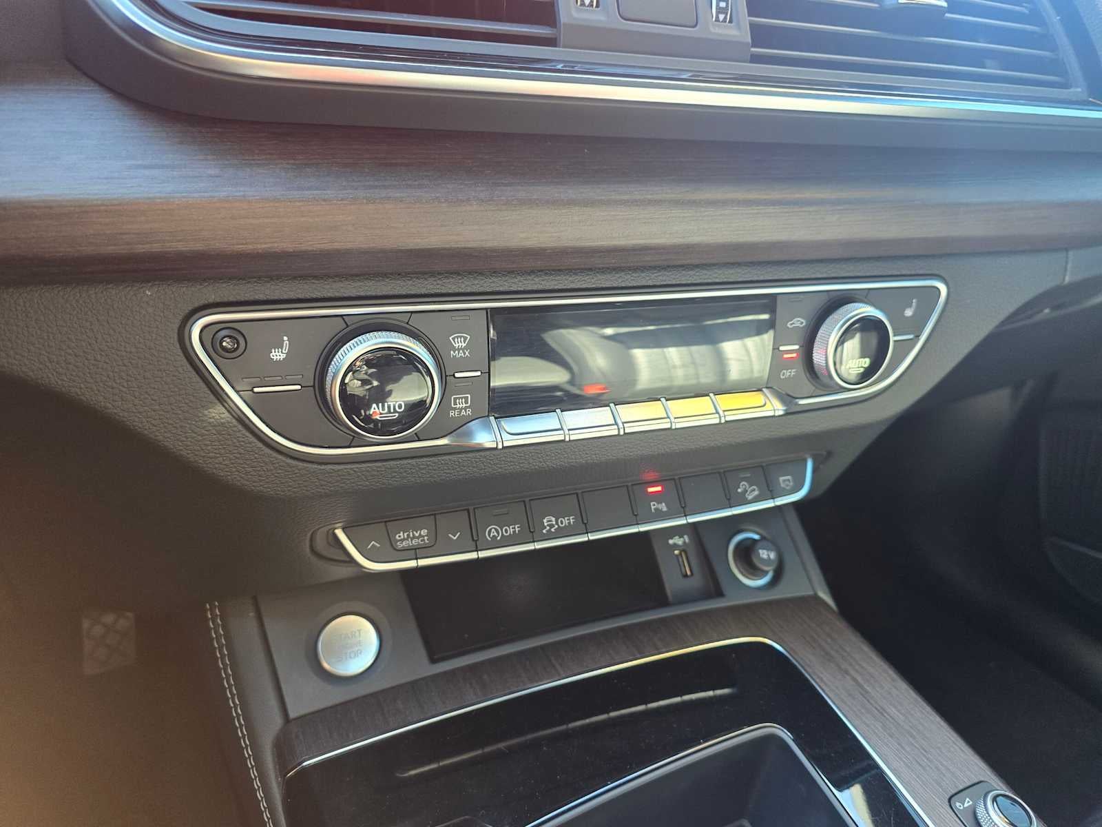 2023 Audi Q5 Sportback S line Premium Plus