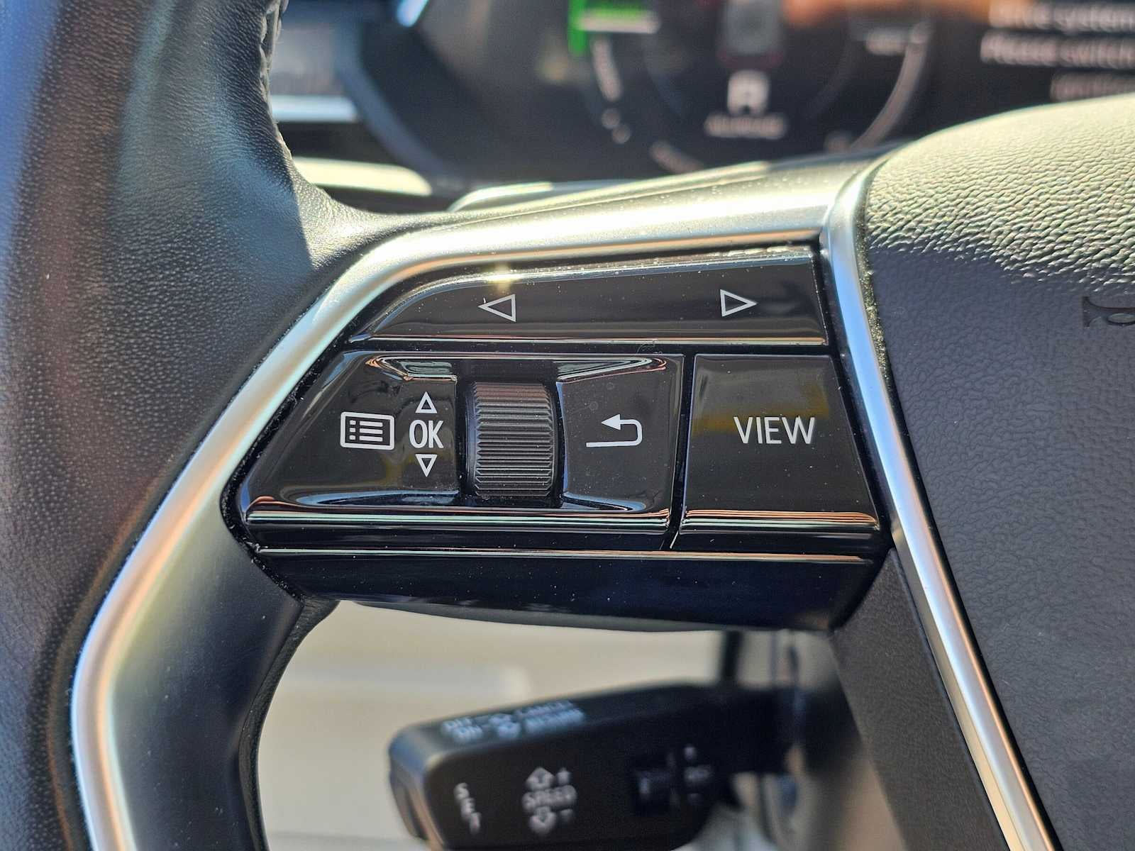 2024 Audi Q8 e-tron Premium Plus