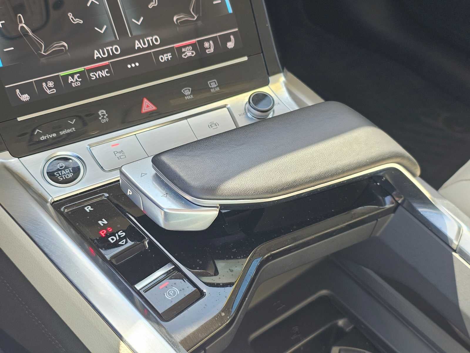 2024 Audi Q8 e-tron Premium Plus