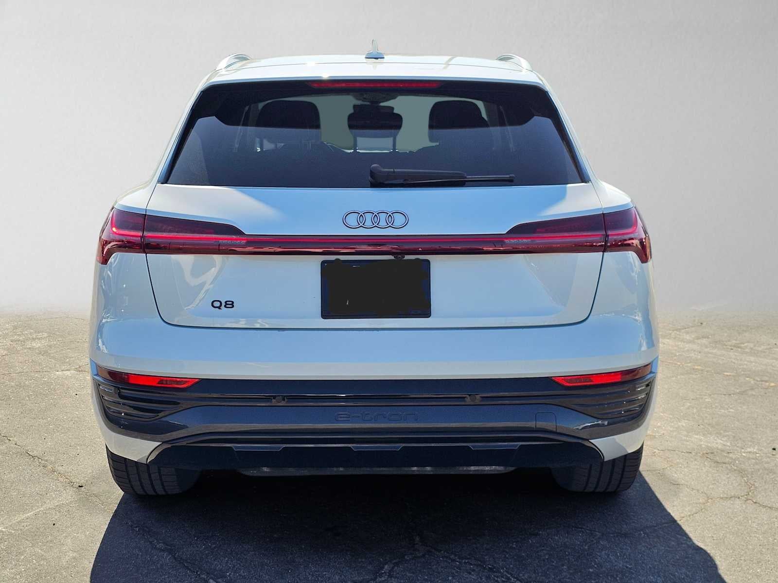 2024 Audi Q8 e-tron Premium Plus