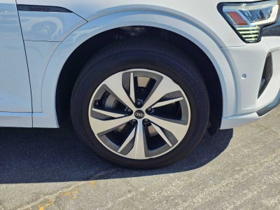 2024 Audi Q8 e-tron Premium Plus