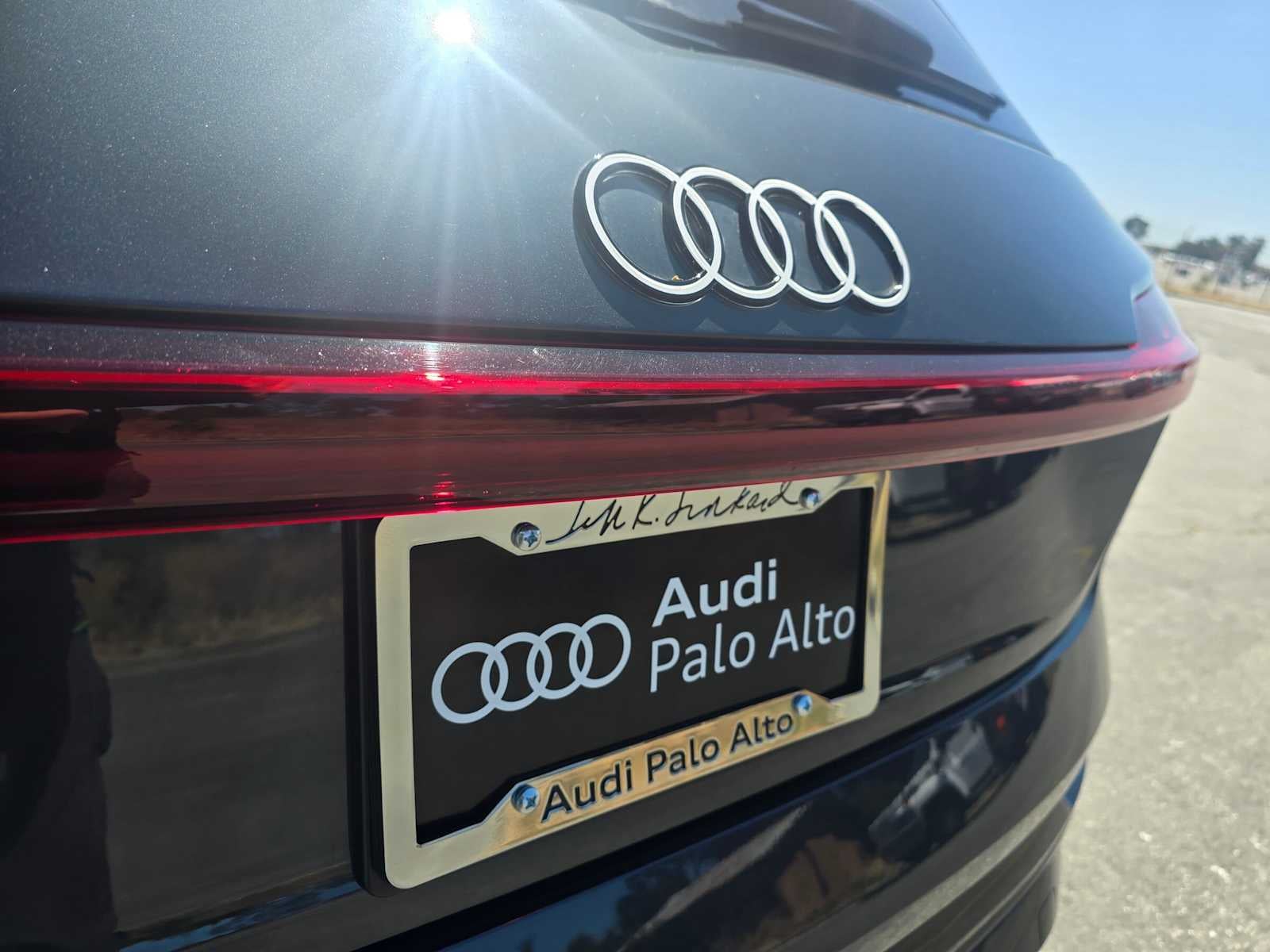 2024 Audi Q8 e-tron Premium Plus
