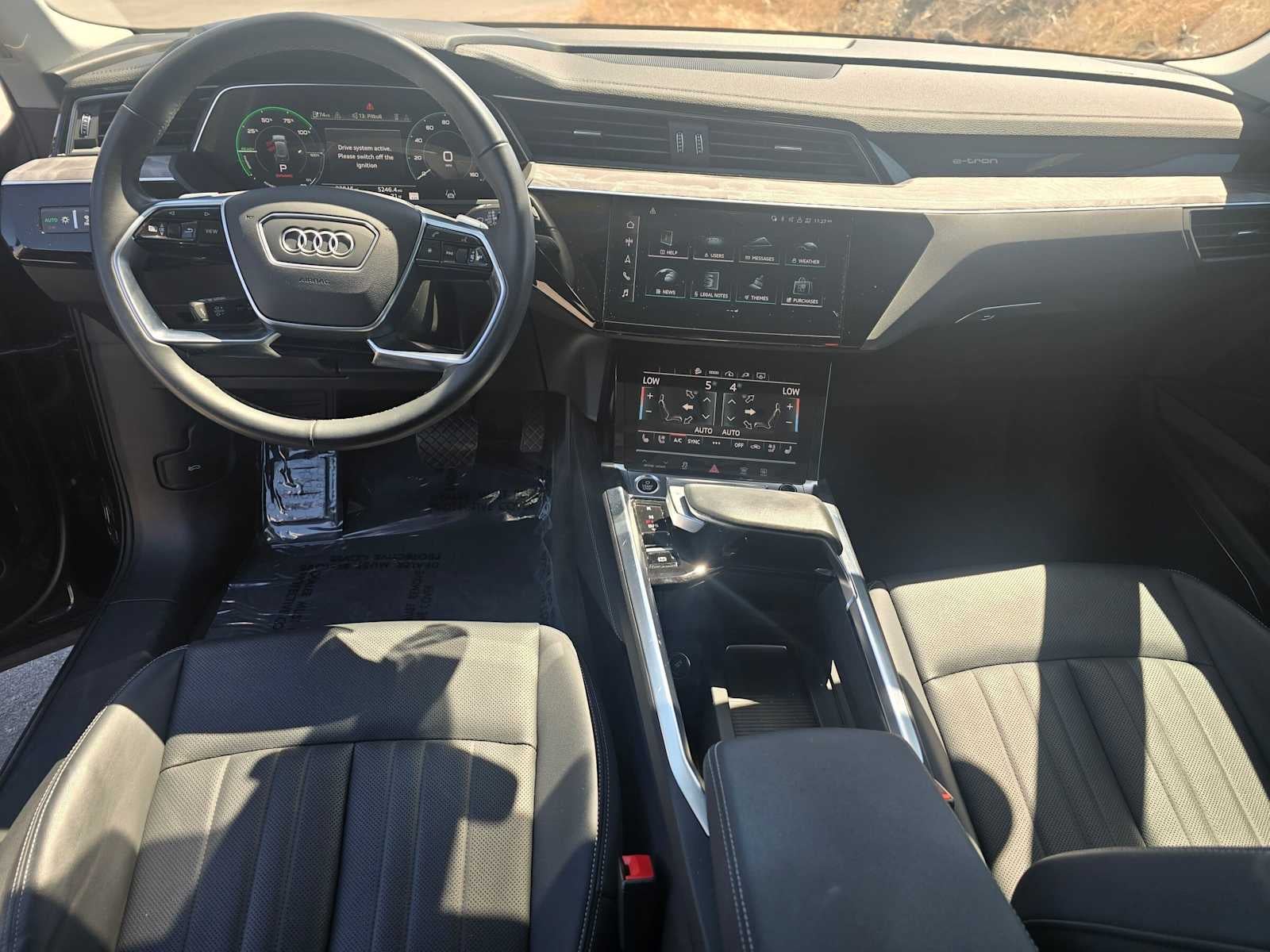 2024 Audi Q8 e-tron Premium Plus