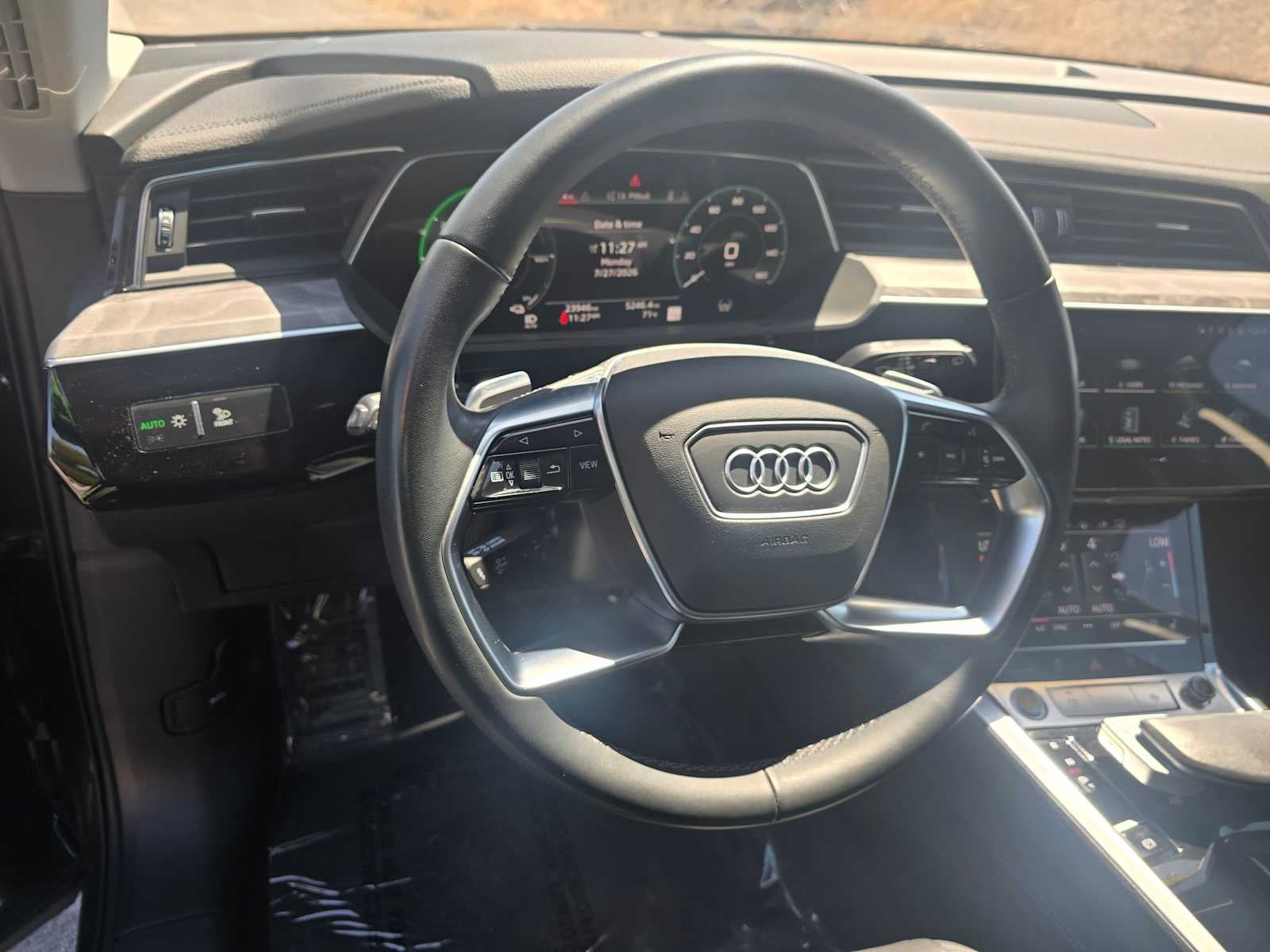 2024 Audi Q8 e-tron Premium Plus