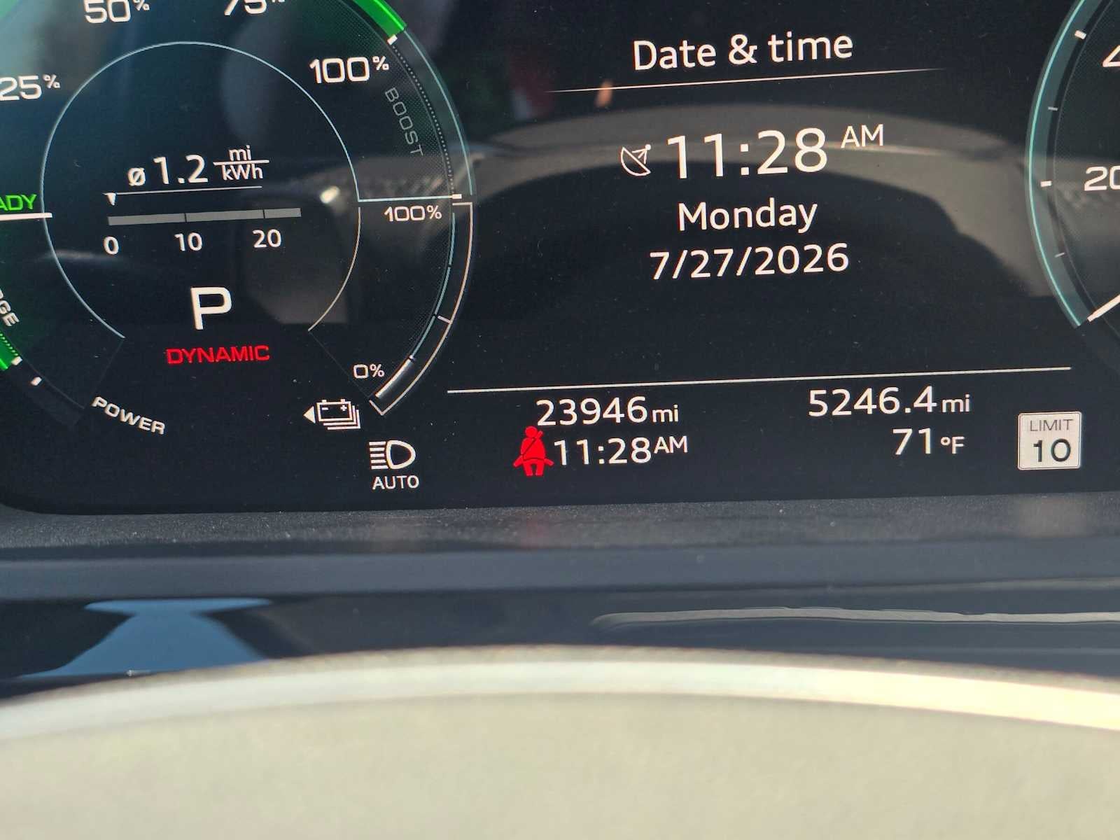 2024 Audi Q8 e-tron Premium Plus