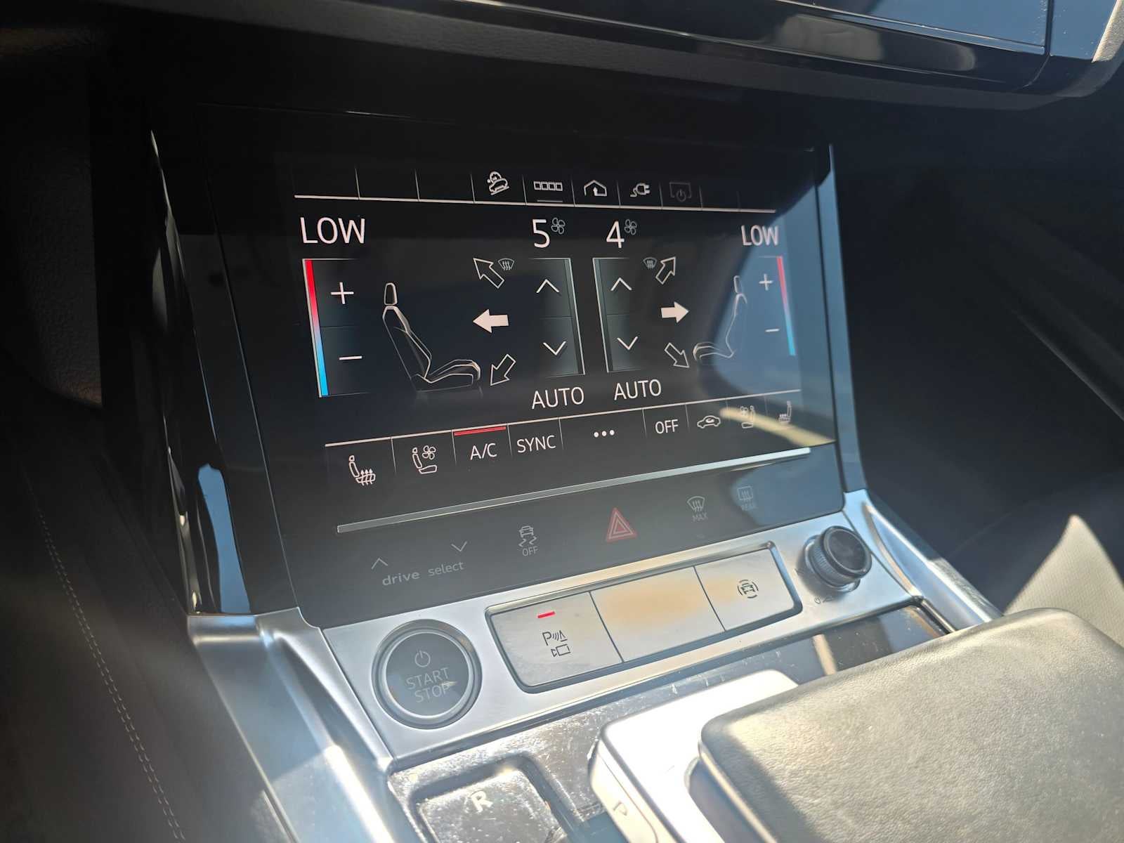 2024 Audi Q8 e-tron Premium Plus