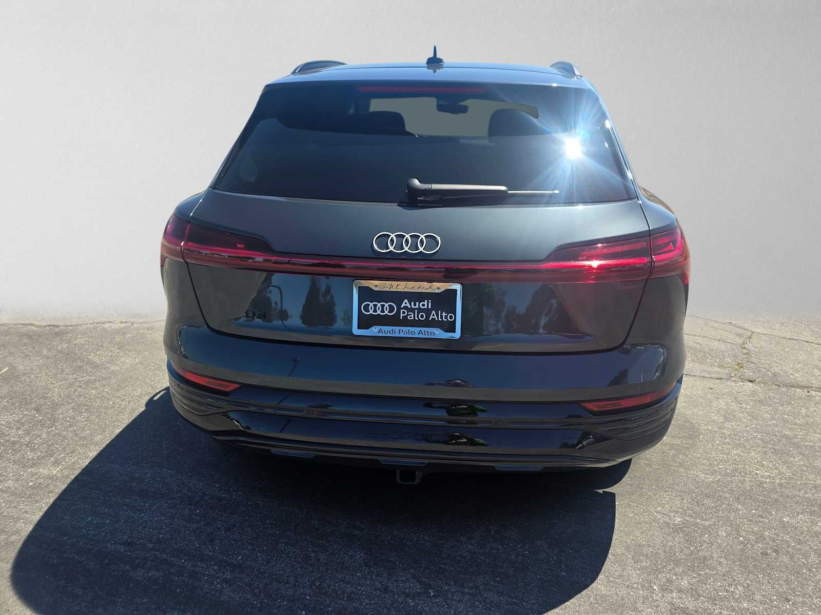 2024 Audi Q8 e-tron Premium Plus