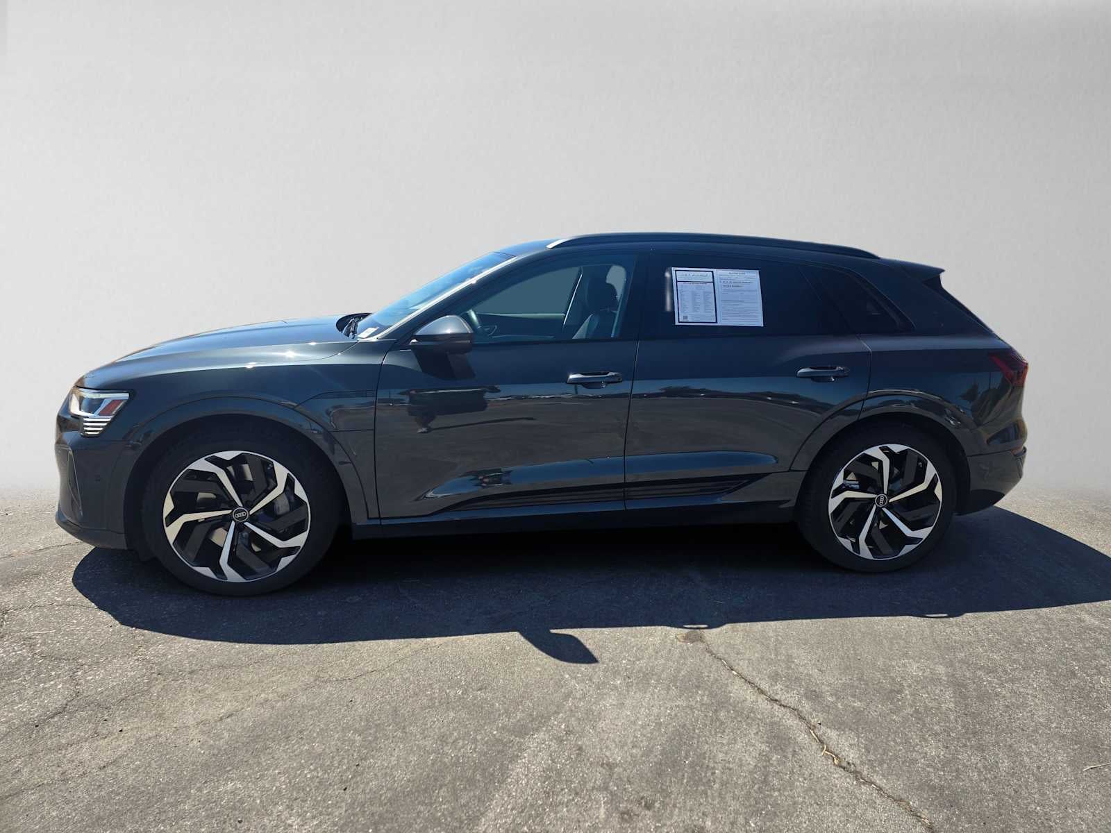 2024 Audi Q8 e-tron Premium Plus