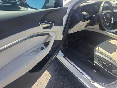 2024 Audi Q8 e-tron Premium Plus