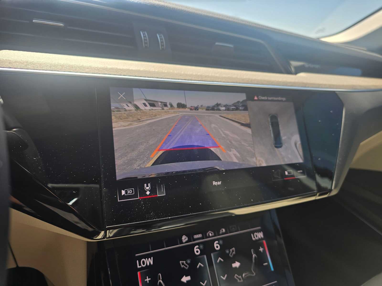 2024 Audi Q8 e-tron Premium Plus