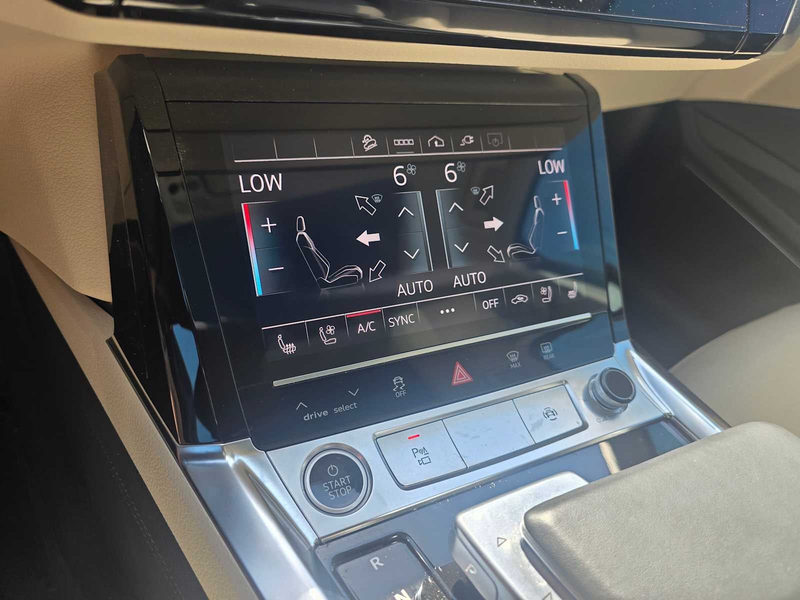2024 Audi Q8 e-tron Premium Plus