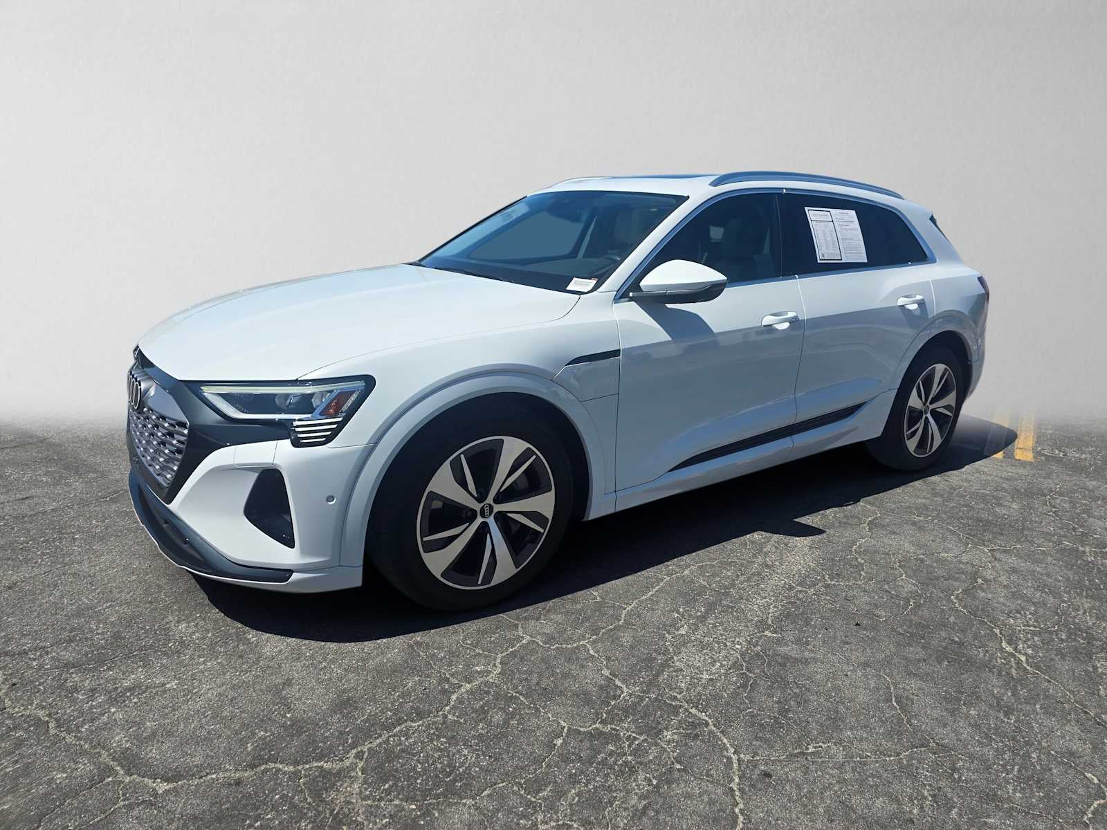 2024 Audi Q8 e-tron Premium Plus