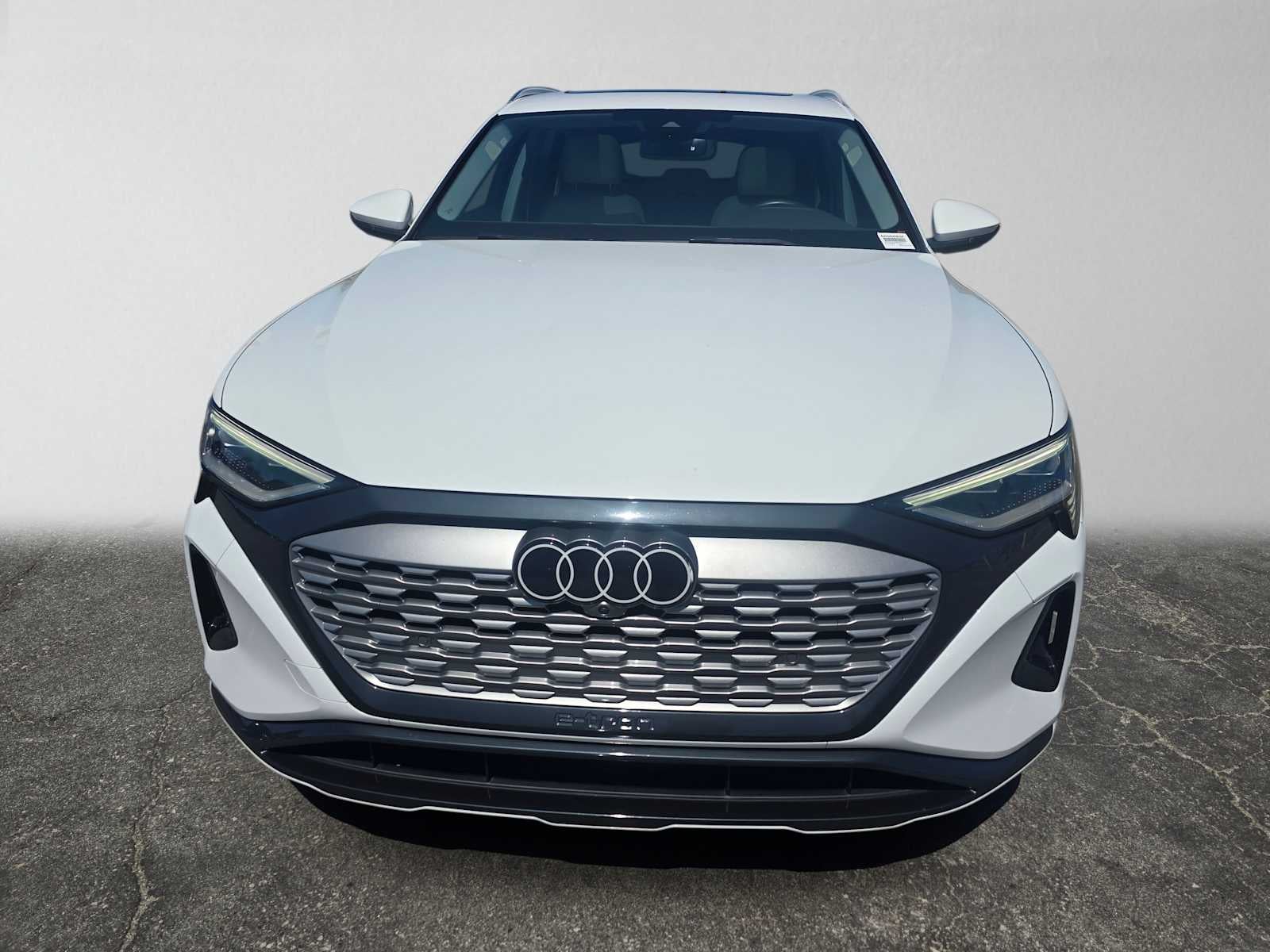 2024 Audi Q8 e-tron Premium Plus