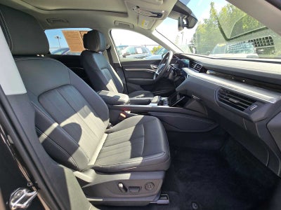 2024 Audi Q8 e-tron Premium Plus
