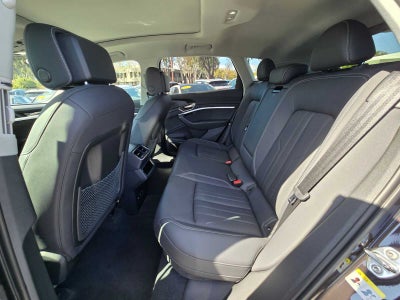 2024 Audi Q8 e-tron Premium Plus