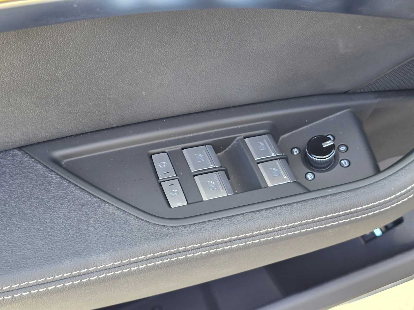 2024 Audi Q8 e-tron Premium Plus