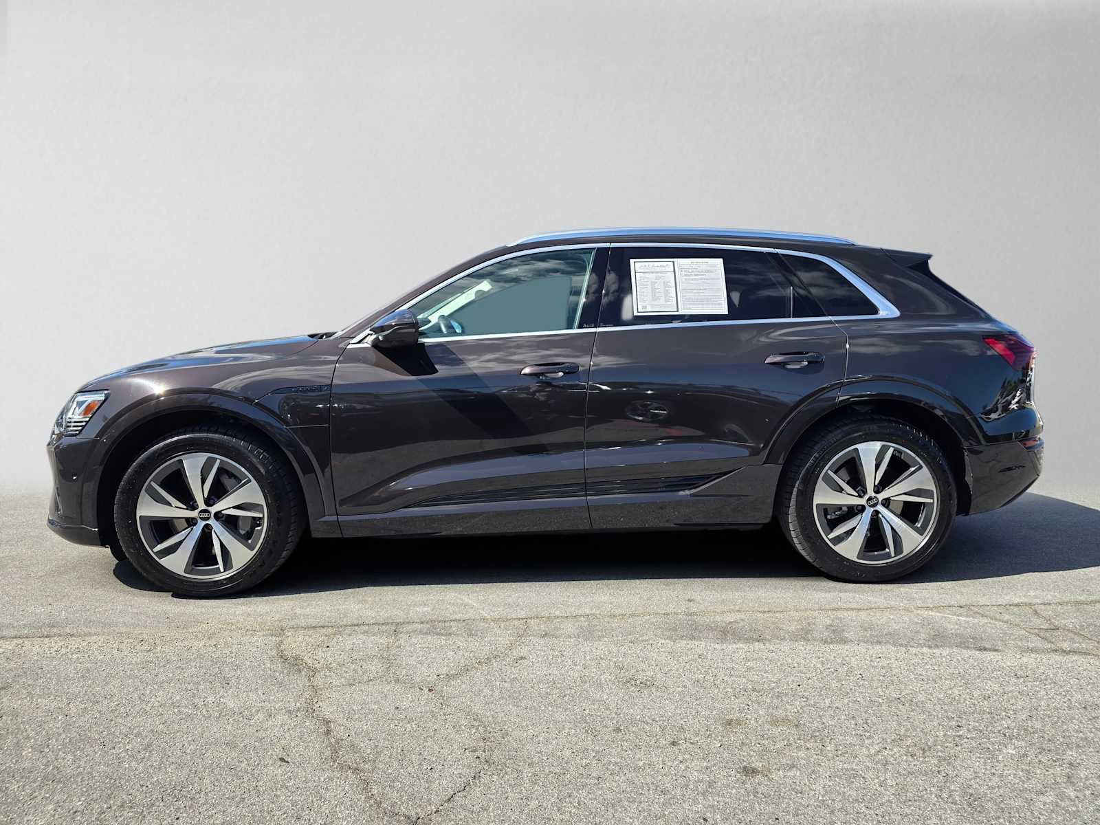 2024 Audi Q8 e-tron Premium Plus