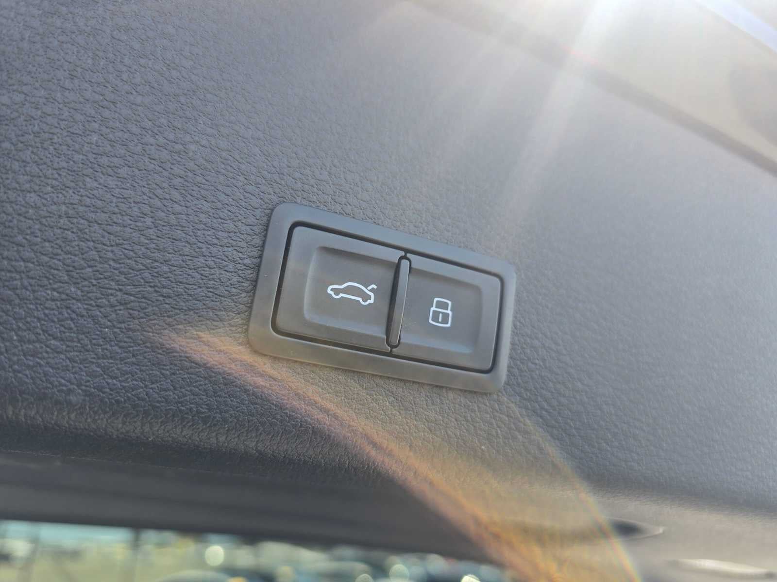 2024 Audi Q8 e-tron Premium Plus