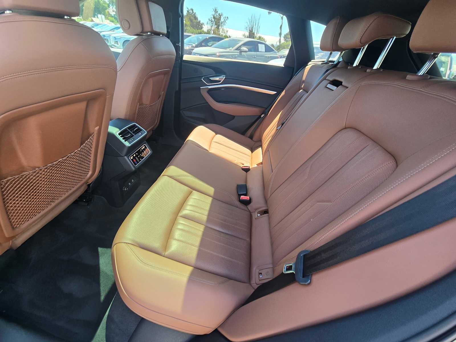 2024 Audi Q8 e-tron Premium Plus