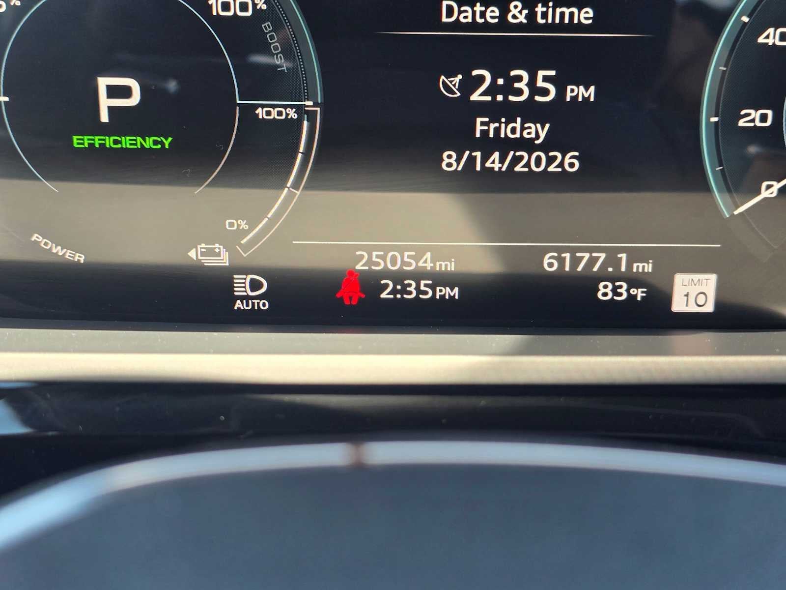 2024 Audi Q8 e-tron Premium Plus