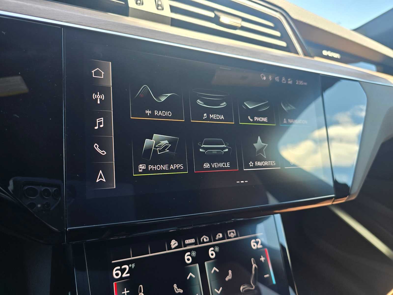 2024 Audi Q8 e-tron Premium Plus