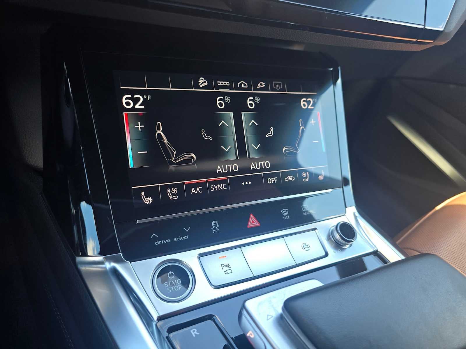 2024 Audi Q8 e-tron Premium Plus