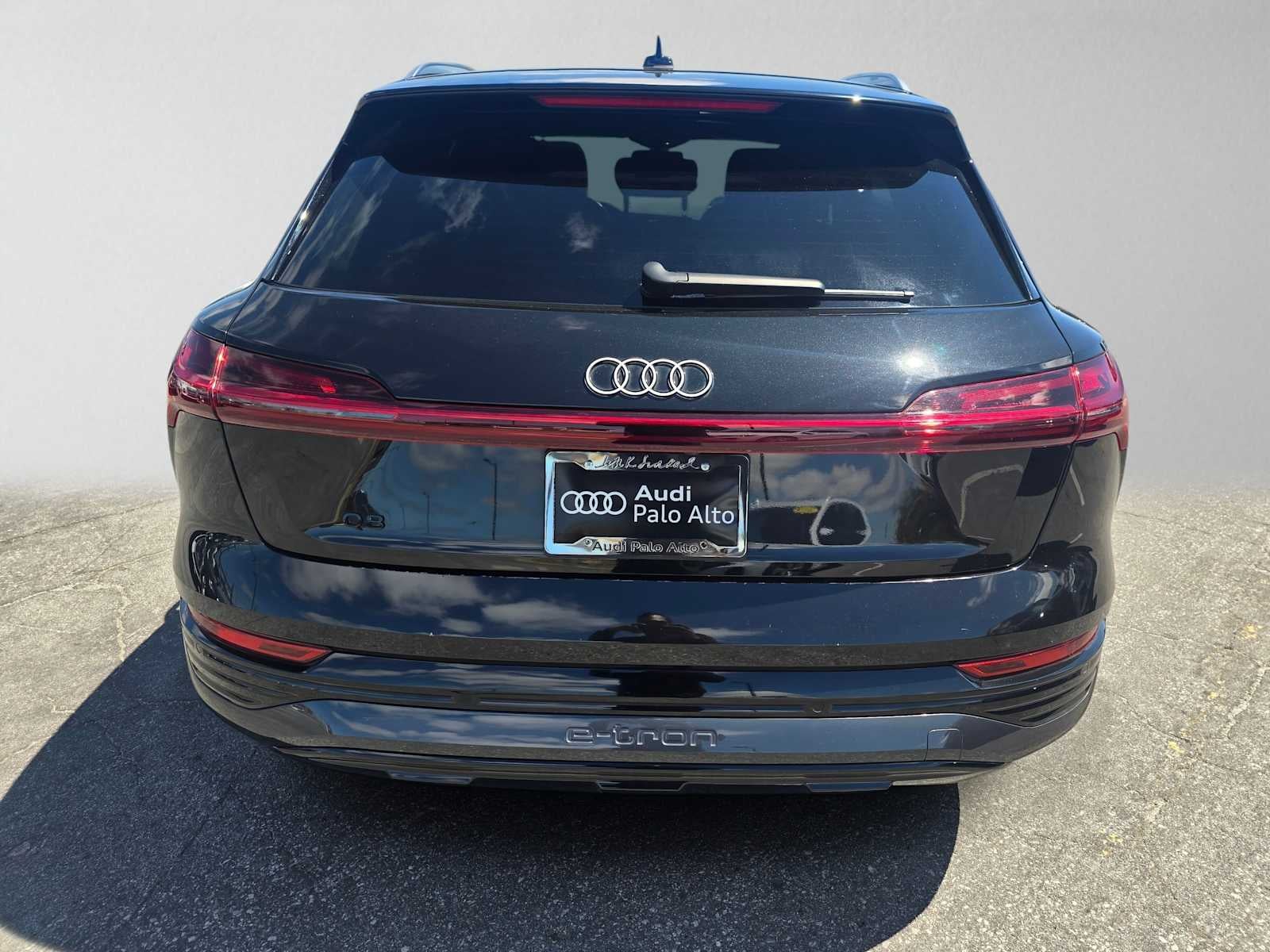2024 Audi Q8 e-tron Premium Plus