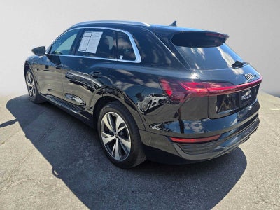 2024 Audi Q8 e-tron Premium Plus