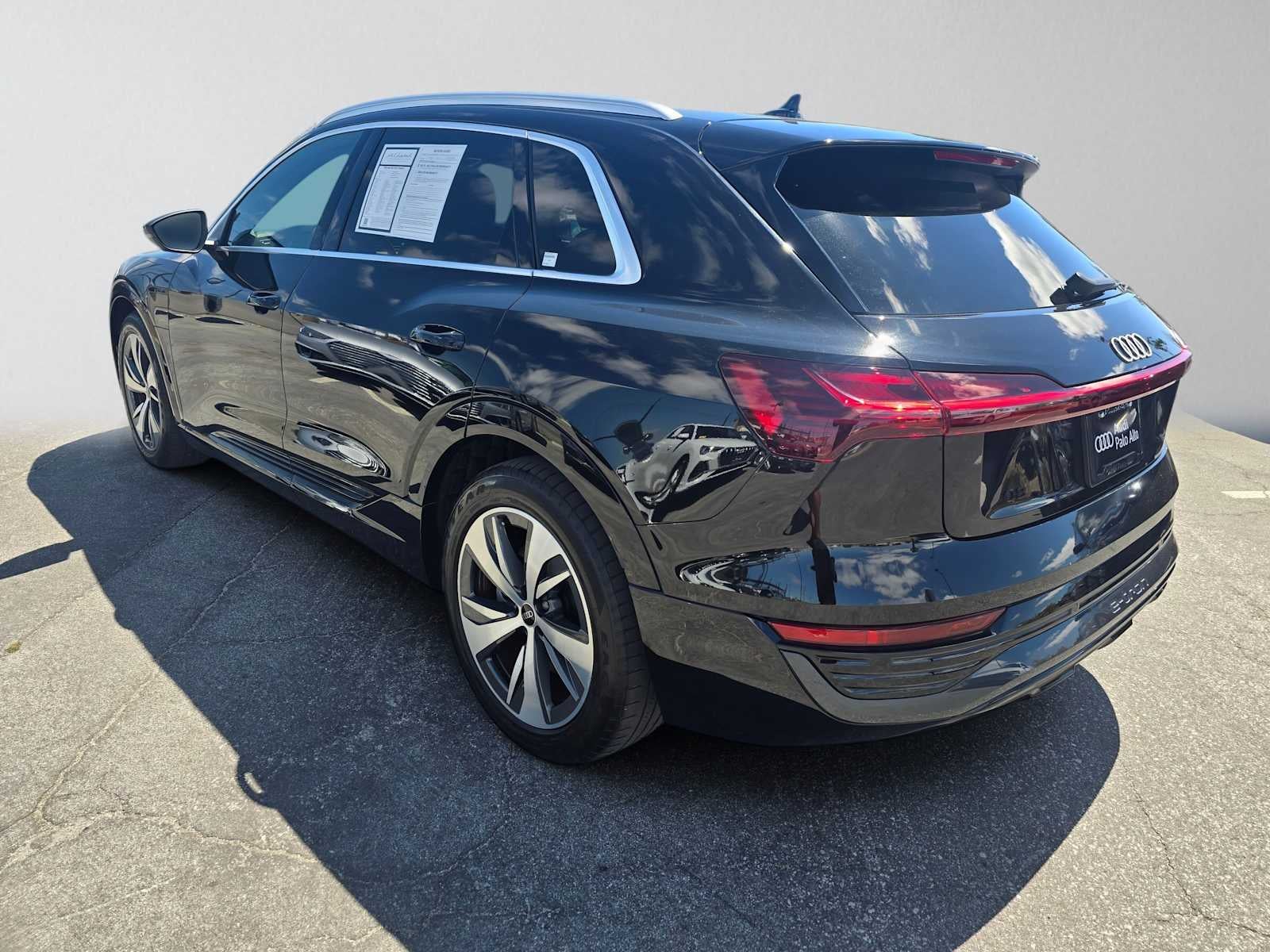 2024 Audi Q8 e-tron Premium Plus