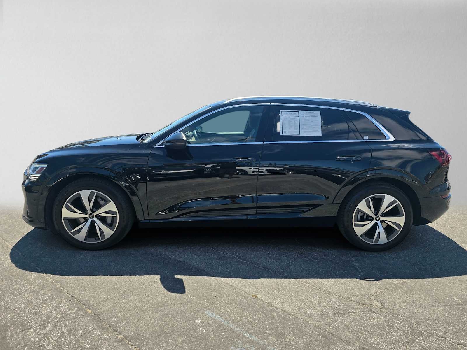 2024 Audi Q8 e-tron Premium Plus