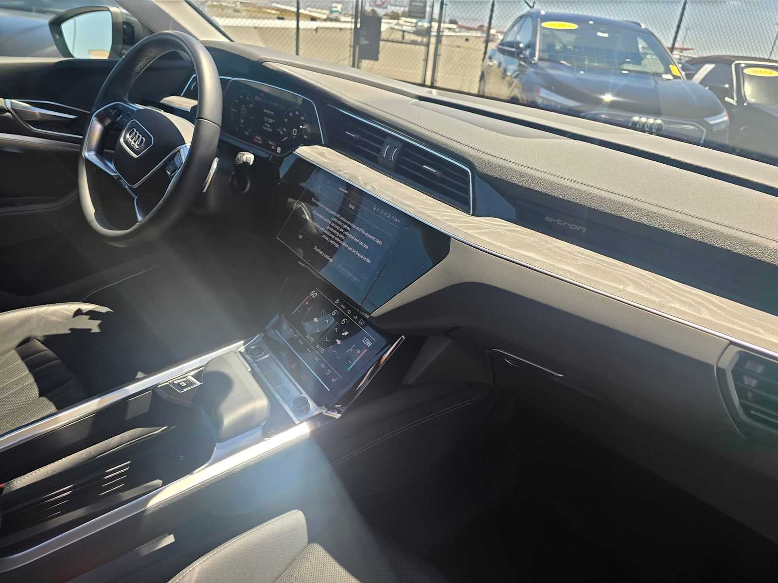 2024 Audi Q8 e-tron Premium Plus
