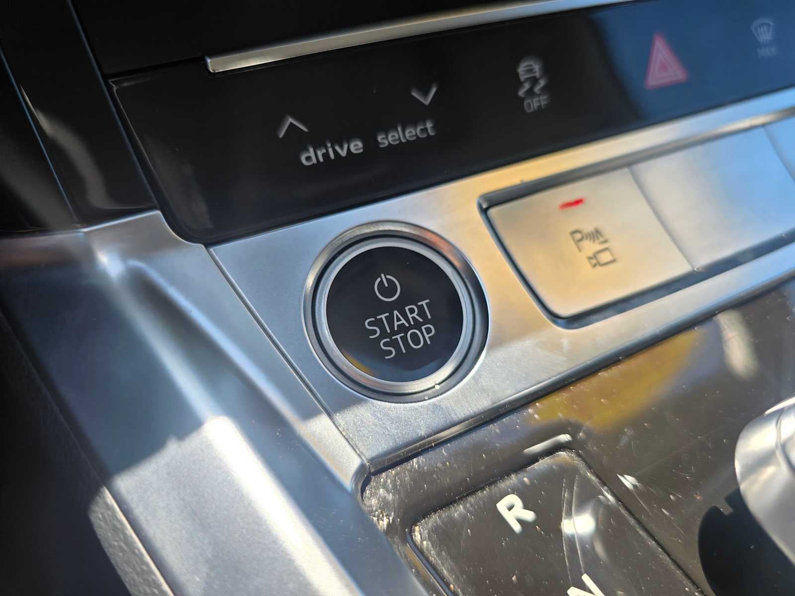 2024 Audi Q8 e-tron Premium Plus