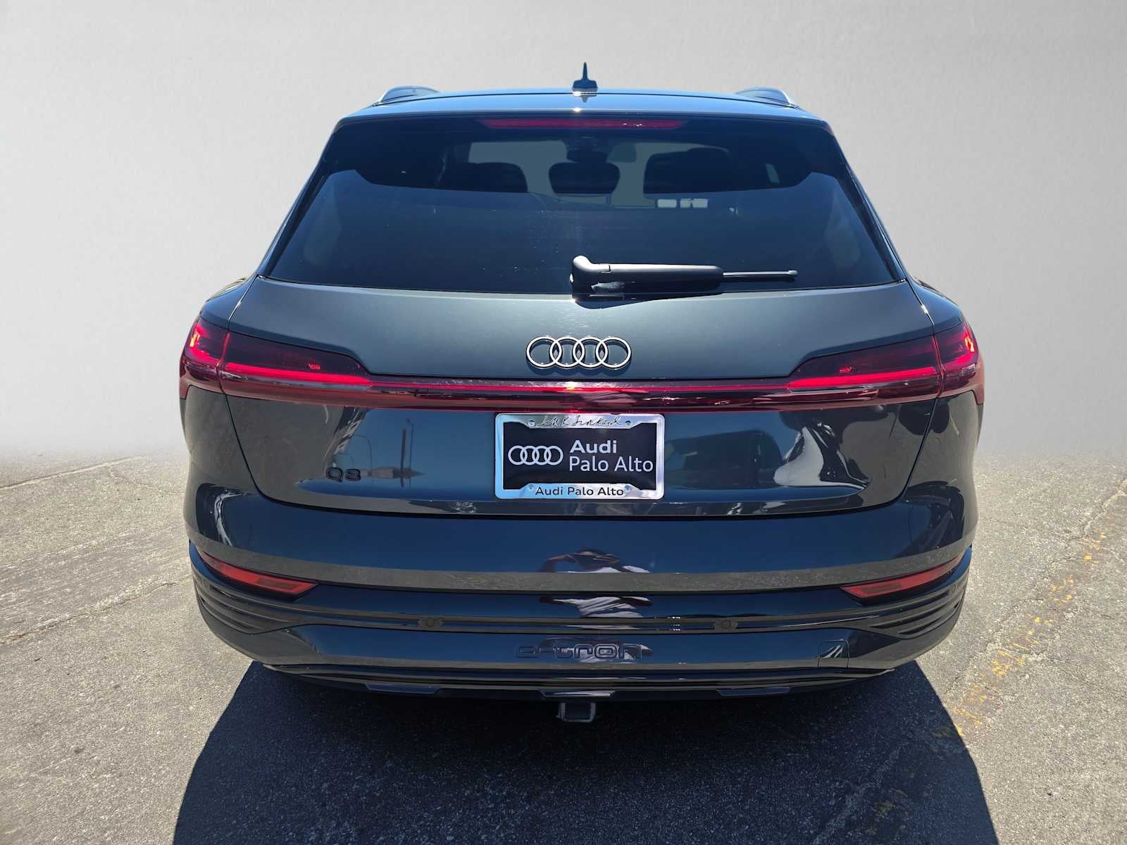 2024 Audi Q8 e-tron Premium Plus