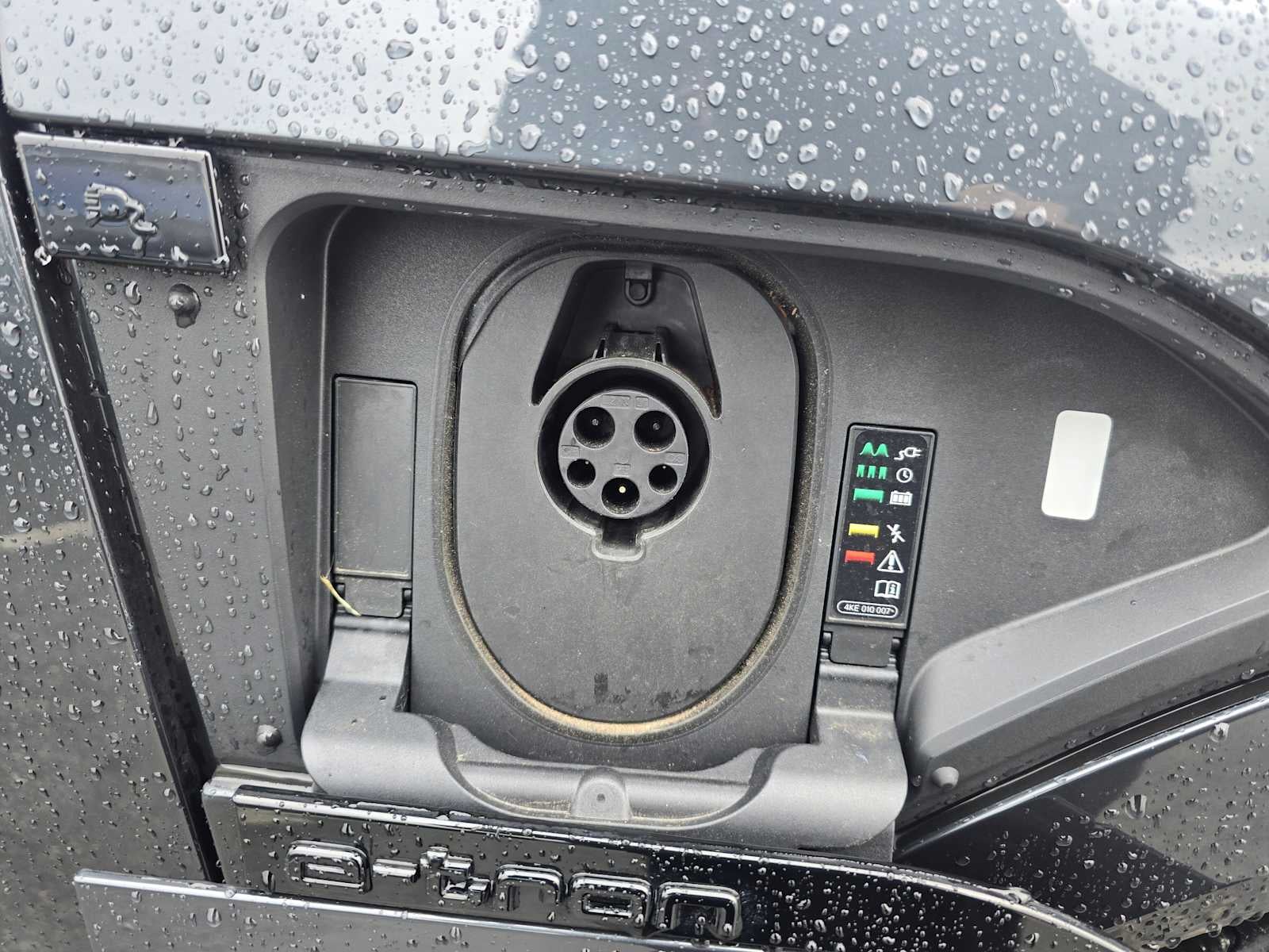 2024 Audi Q8 e-tron Premium Plus