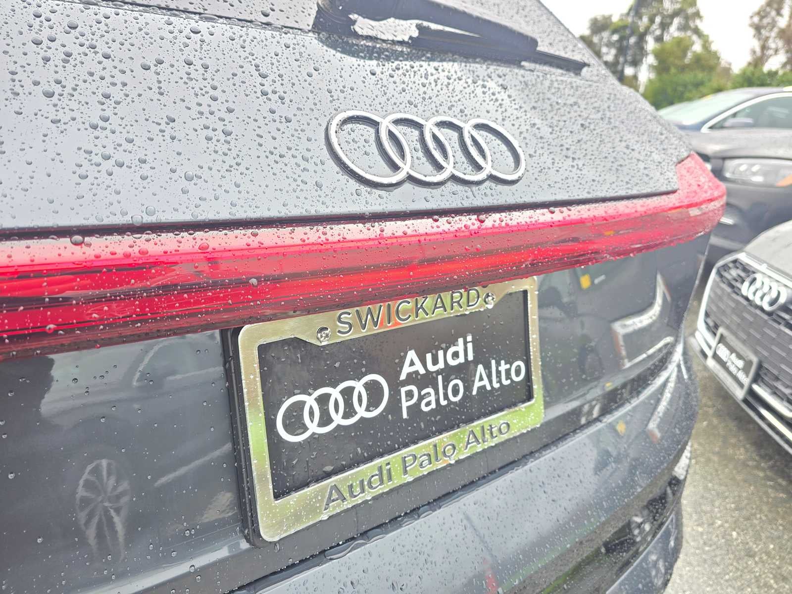 2024 Audi Q8 e-tron Premium Plus