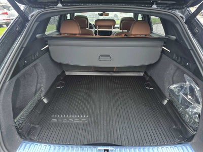 2024 Audi Q8 e-tron Premium Plus