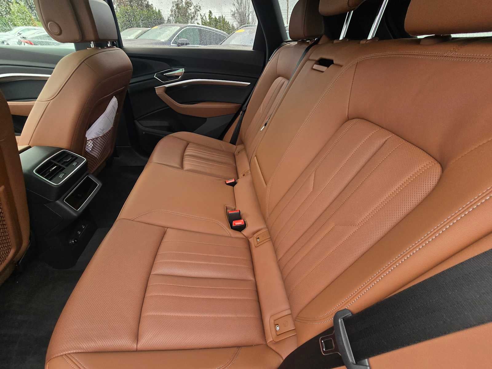 2024 Audi Q8 e-tron Premium Plus