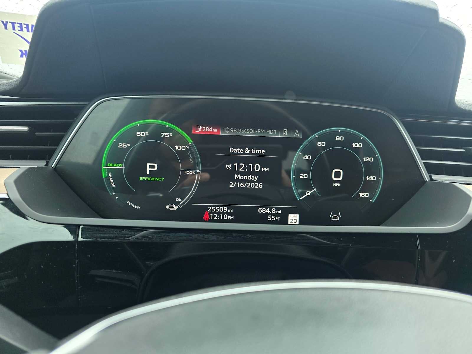 2024 Audi Q8 e-tron Premium Plus