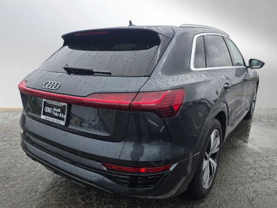 2024 Audi Q8 e-tron Premium Plus