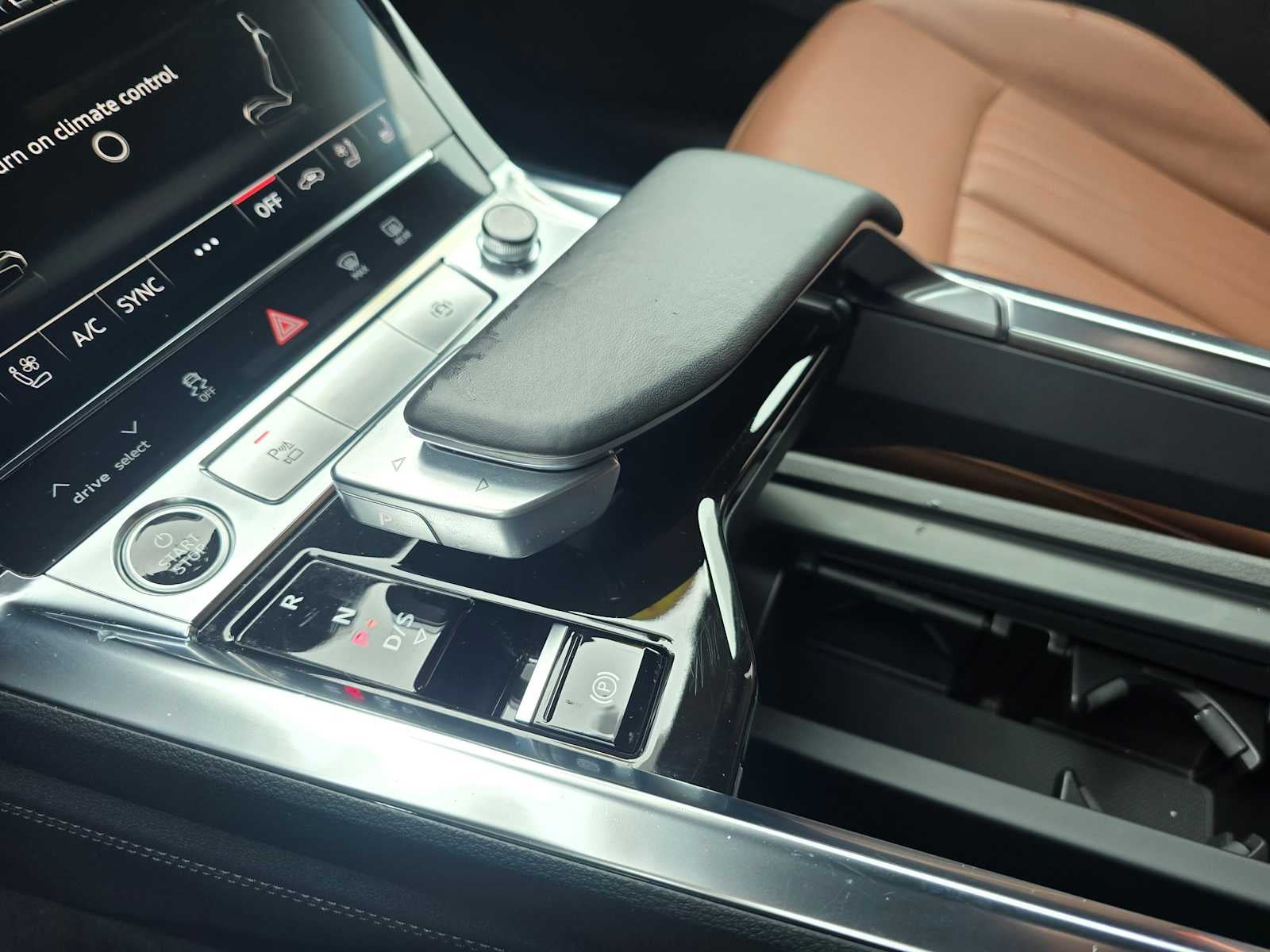 2024 Audi Q8 e-tron Premium Plus