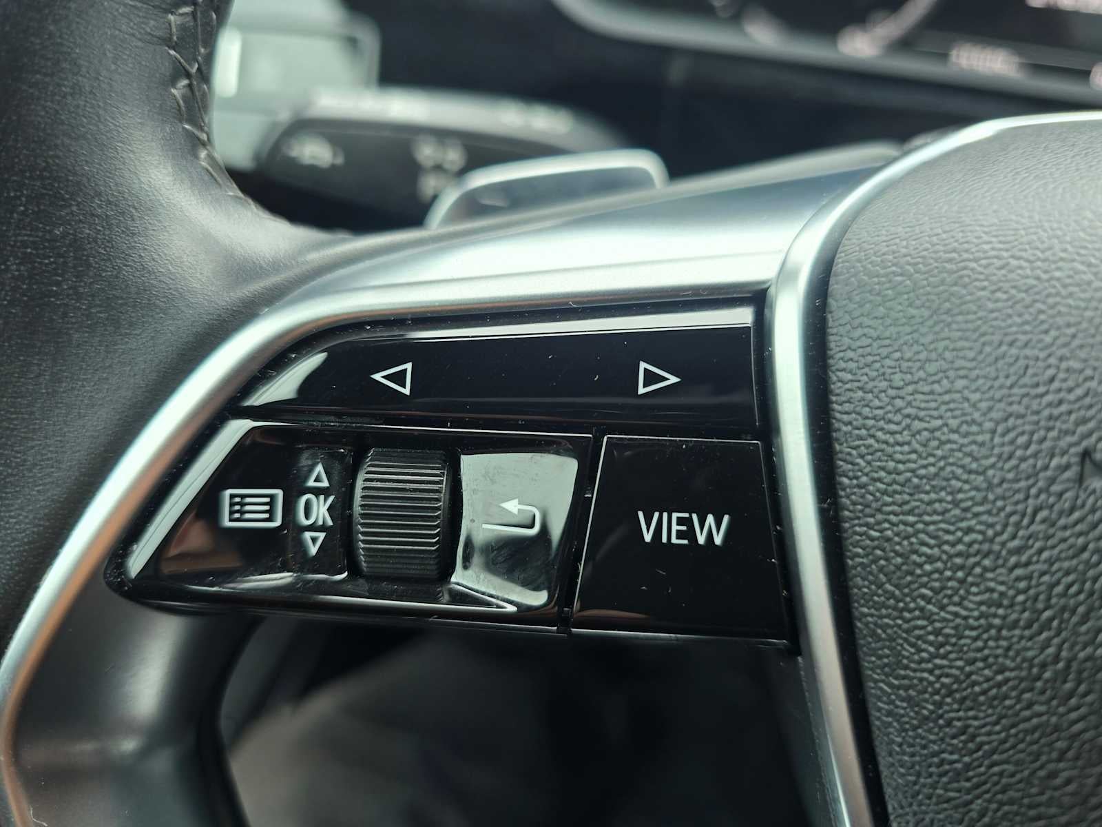 2024 Audi Q8 e-tron Premium Plus