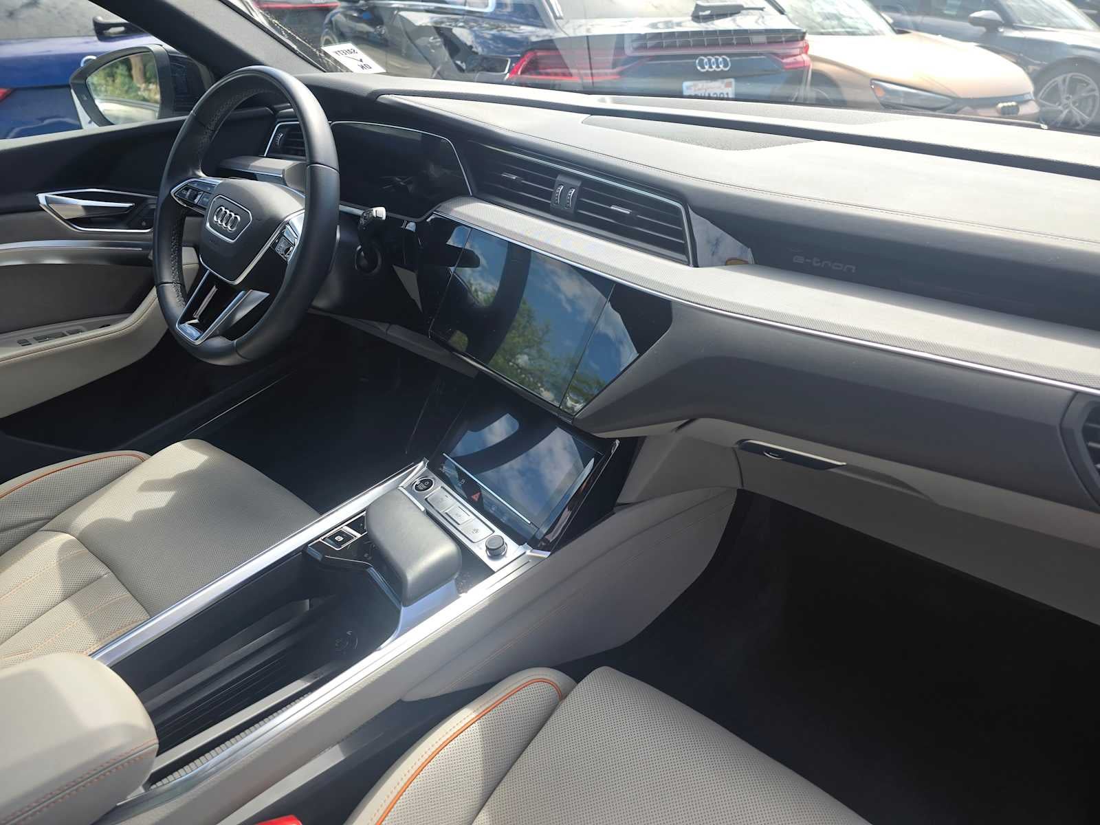 2024 Audi Q8 e-tron Prestige