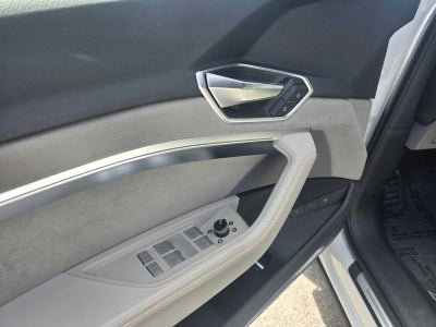 2024 Audi Q8 e-tron Prestige