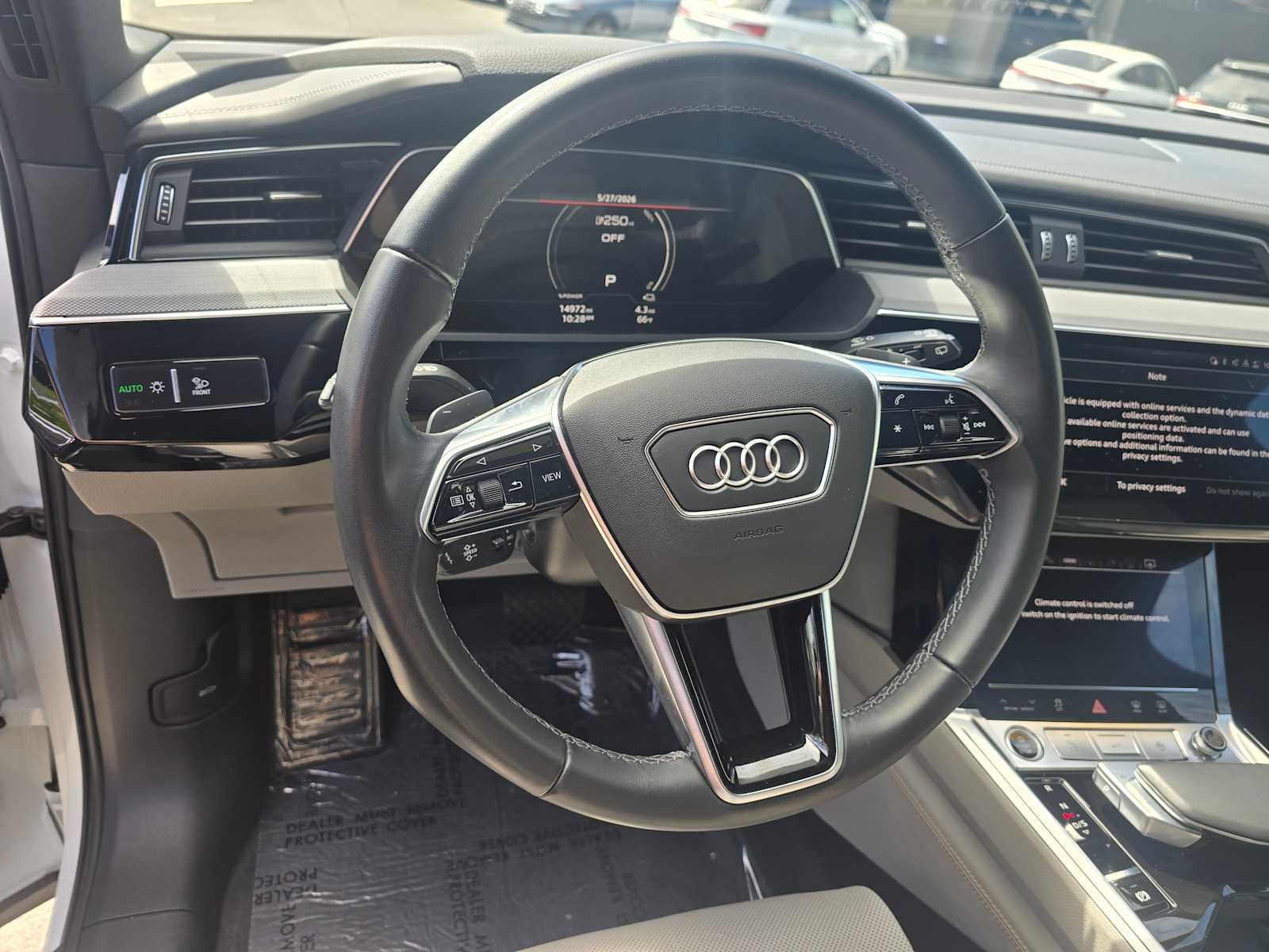2024 Audi Q8 e-tron Prestige