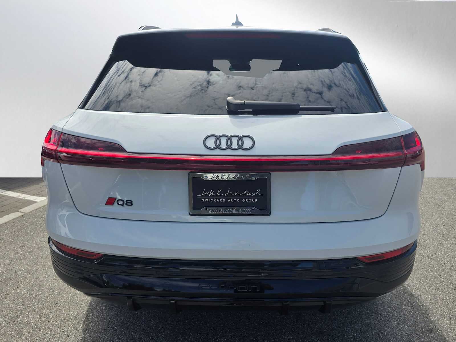 2024 Audi Q8 e-tron Prestige