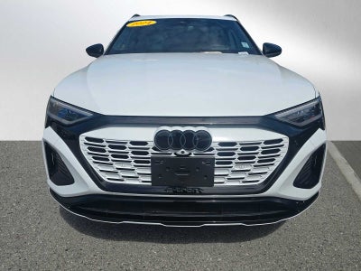 2024 Audi Q8 e-tron Prestige