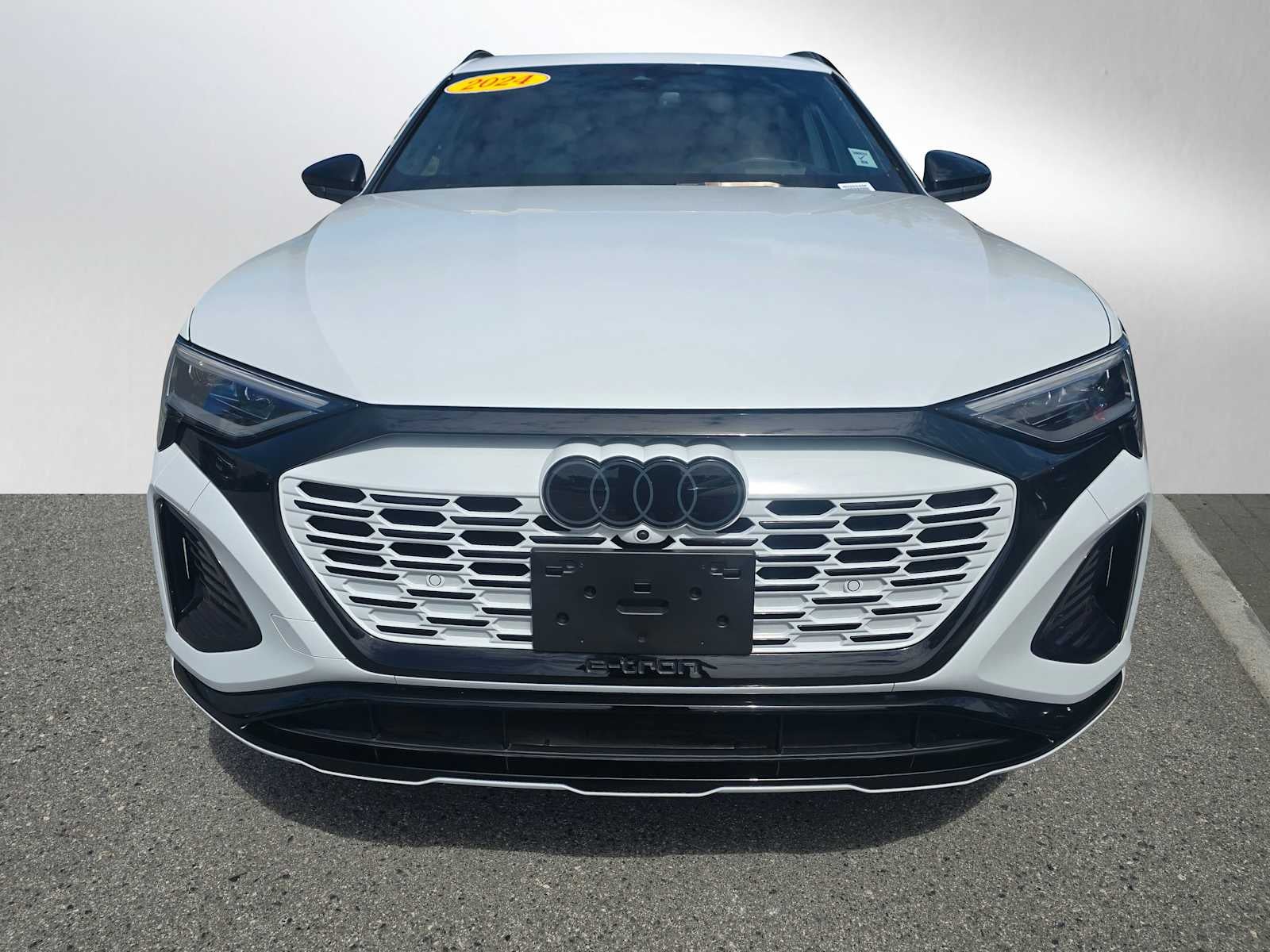 2024 Audi Q8 e-tron Prestige